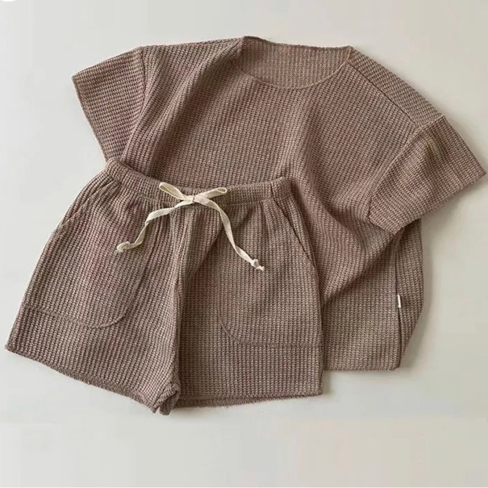 Breezy knit shorts